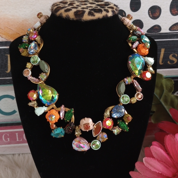 J. Crew Jewelry - J Crew Multicolored Brûlée Crystal Circular Cluster Statement Necklace
